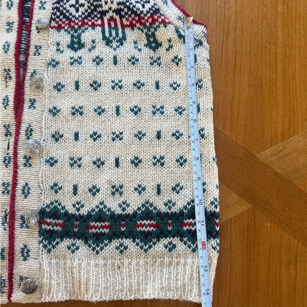 Vintage L.L. Bean Fair Isle Knit Vest - Picture 8 of 10